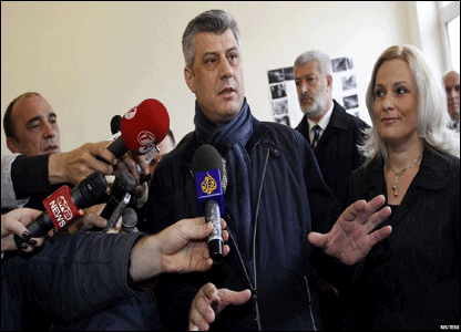 Kosova ka votuar në zgjedhjet e para parlamentare pas pavarësisë. PDK-ja e kryeministrit Hashim Thaçi kryeson sipas rezultateve jozyrtare.