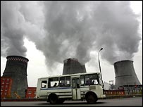 برج های خنک کننده در روسيه (ای پی)