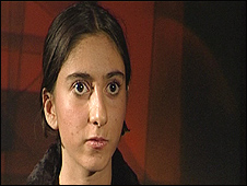 پرندیس در نمایی از فیلم"یهودیان ایران"ساخته "رامین فراهانی"