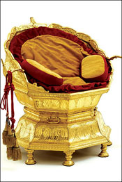 Trono dourado 