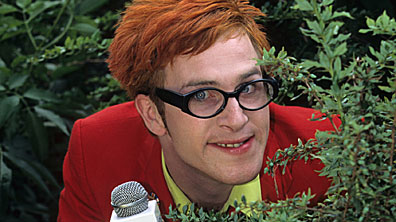 Paul Kaye as Dennis Pennis