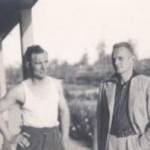Ron Derrick (left) & Paul Bennett, 55 Bomber Squadron RAF in Habbaniya, Iraq. circa 1940.