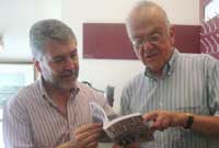 Carlos D Ferrari a Gareth Miles