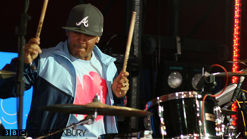 Kid Bass featuring Sincere