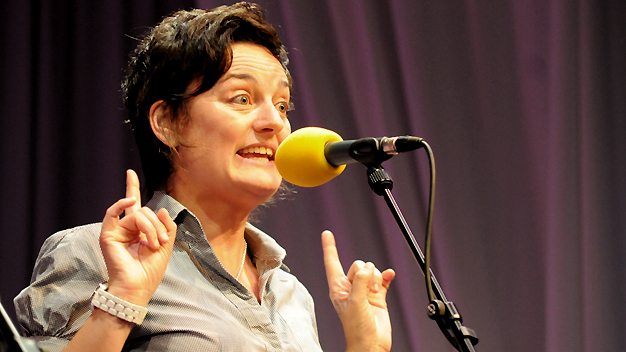 Zoe Lyons