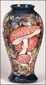 Moorcroft Children in Need vase