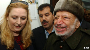 Yasser Arafat dan Suha istrinya