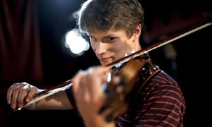 Classical Star: Robert plays the Violin