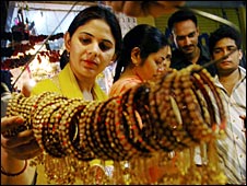 Indian women look at bangles 