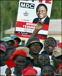 Morgan Tsvangirai'nin afişi