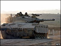 فلسطینی ذرائع کا کہنا ہے کہ 100 سے زائد ٹینک شمالی غازہ میں آپہنچے ہیں۔