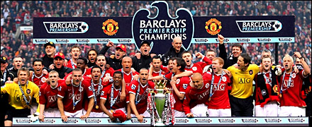 Manchester United en plena celebración