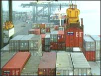 Limandaki konteynerler