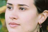 Luned Emyr, cyflwynwraig Sioe Gelf