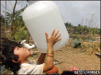 Criança em Myanmar