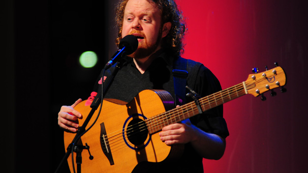 Malinky live at Pacific Quay. Photo by Sean Purser.