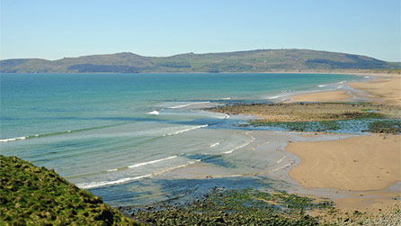 Porth Neigwl at low tide by Grumpy Old Surfer