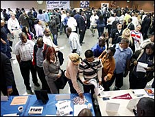 people at a US jobs fair