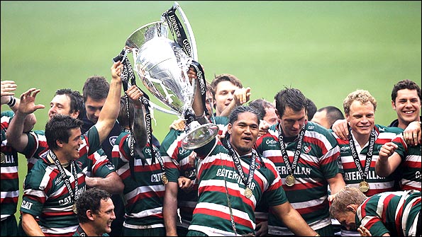 Leicester lift the Guinness Premiership trophy