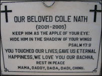 ’ابدی سکون کا باغ‘ نامی قبرستان میں لوگ اپنے کتوں کو تمام رسم و رواج کے ساتھ دفناتے ہیں 