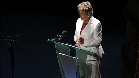 Beti George introducing the Song Prize performers. Photo © Brian Tarr