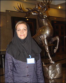 میترا منصوری کارگردان فیلم"بم،شهر بی دفاع"