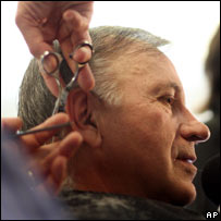 Mr Tancredo gets a haircut