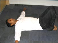 रीढ़ संचालन की एक मुद्रा