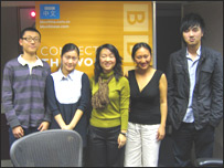 主持人天舒(中)和节目嘉宾