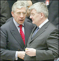 جک استرا و يوشکا فيشر