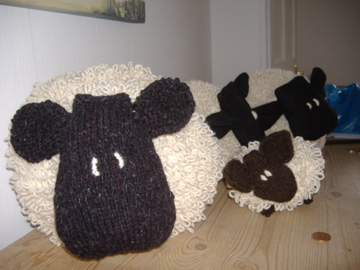 knitted sheep