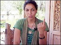 دکلا تین برسوں میں تیسری بار کشمیر آئی ہے