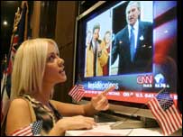 Amerikalılar gece boyu televizyonlarının başından ayrılmadı