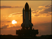 شاتل ديسکاوری روز سکوی پرتاب