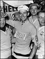 Tommy wearing the Tour de France race leader's yellow jersey in 1962. (Photo by Central Press/Getty Images) 