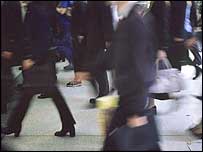 ब्रिटेन की जनसंख्या छह करोड़ हुई