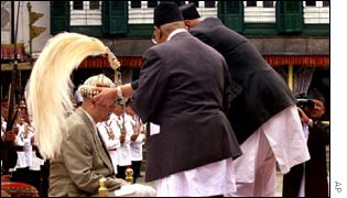 Korunovace nového krále Gjánendra