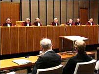 Avrupa Adalet Divanı'nın bir oturumu