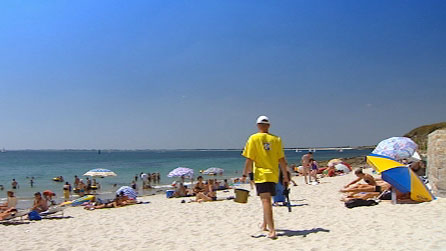 Photograph of a beach in South Brittany