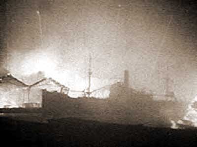 Docked ship powerless to retaliate - Belfast Blitz 1941