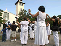 Damas de branco