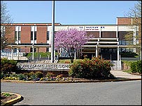 دبيرستان تی سی ويليامز