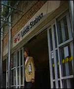 Maxwell Hutchinson arrives in Leeds