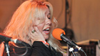 Judy Tzuke performs for Simon Mayo