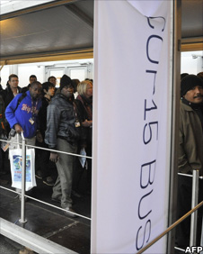 People waiting to enter the UN climate conference in Copenhagen
