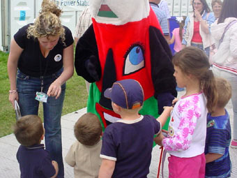 Plant a Mr Urdd