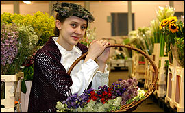 Jenny Pick as Eliza (photo: Patrick Neame)