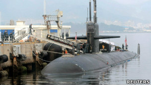 美国旧金山号核动力潜艇在韩国庆尚南道镇海海军基地停靠（31/1/2013）