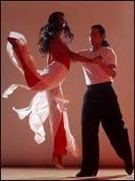 Two tango dancers from Tango Siempre