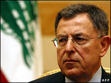 فواد سنیوره